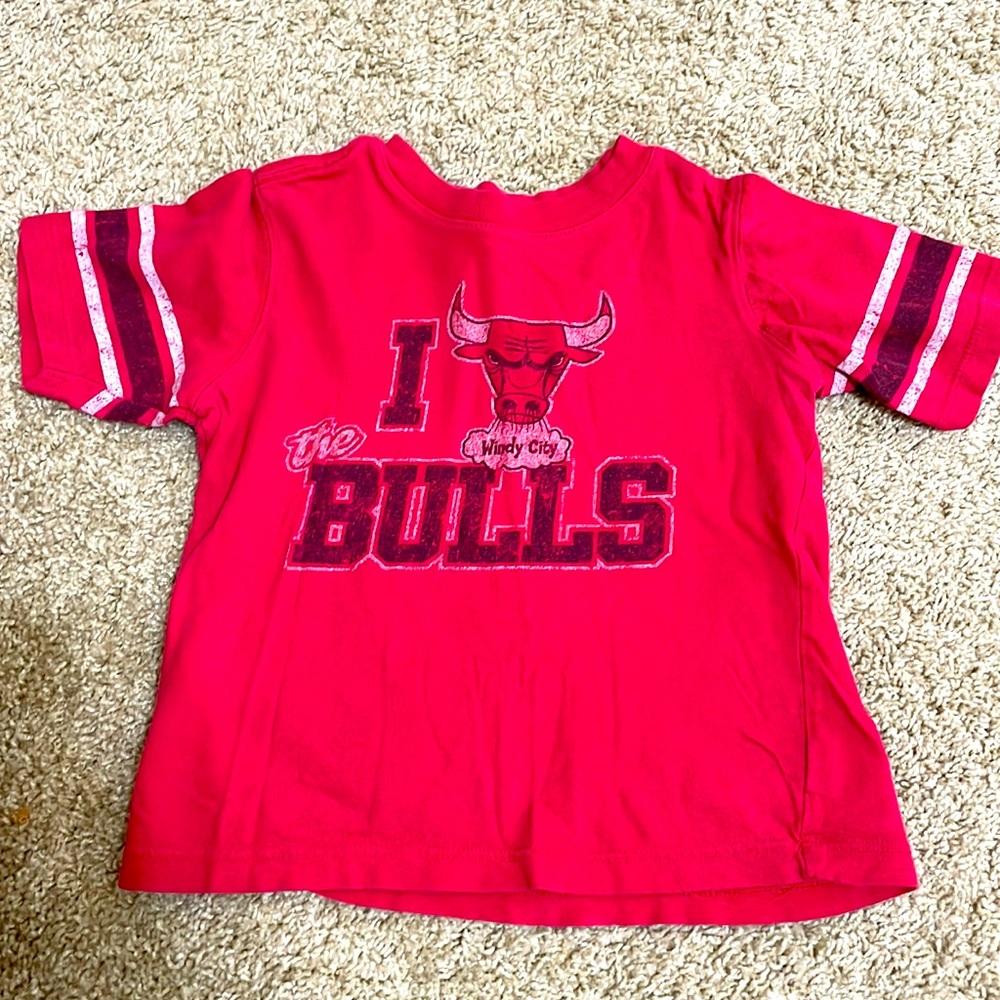 Vintage Graphic Tee for kids NBA Chicago Bulls